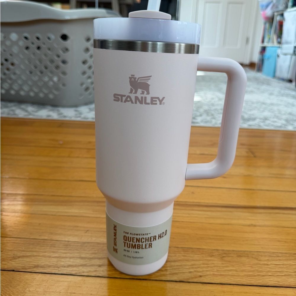Stanley Quencher H2.0 Tumbler - rose quartz- 40OZ